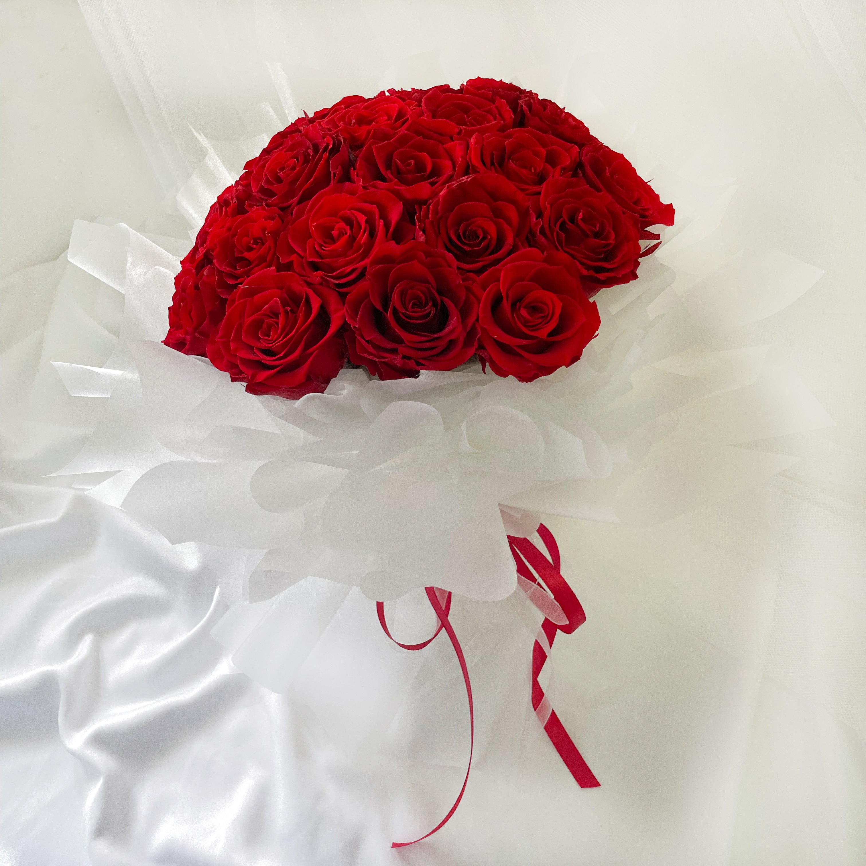Preserved Flower Bouquet - 20 Roses